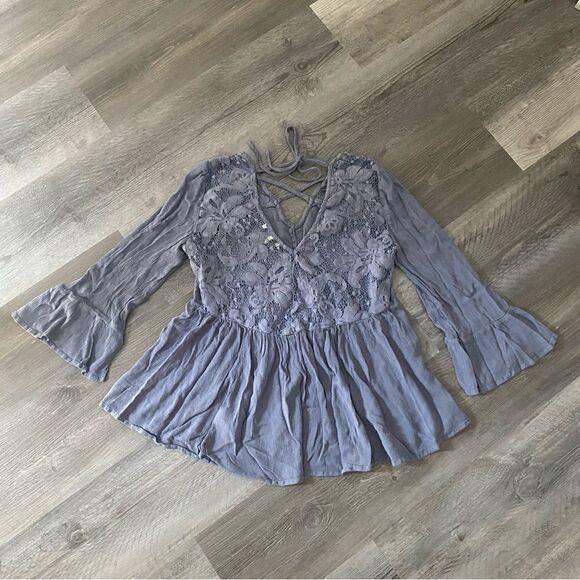 American Eagle Bell Sleeve Top Periwinkle Blue Lace Viscose Small - Picture 5 of 9